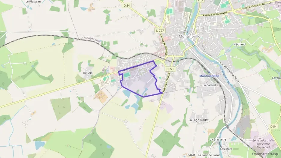 Maison 112 m² cinq pièces à vendre à Montmorillon