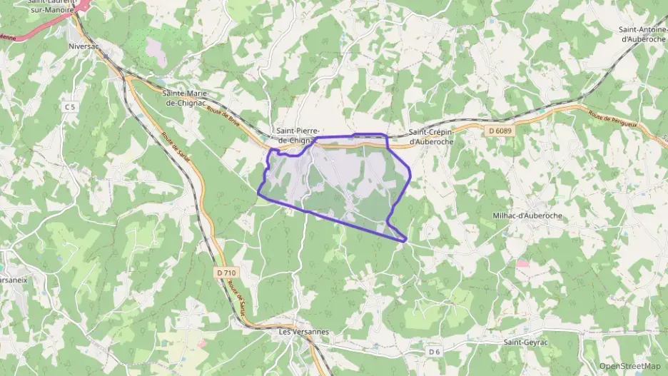 Maison 80 m² trois pièces à vendre à Saint-Pierre-de-Chignac Maison 80 m² trois pièces à vendre à Saint-Pierre-de-Chignac