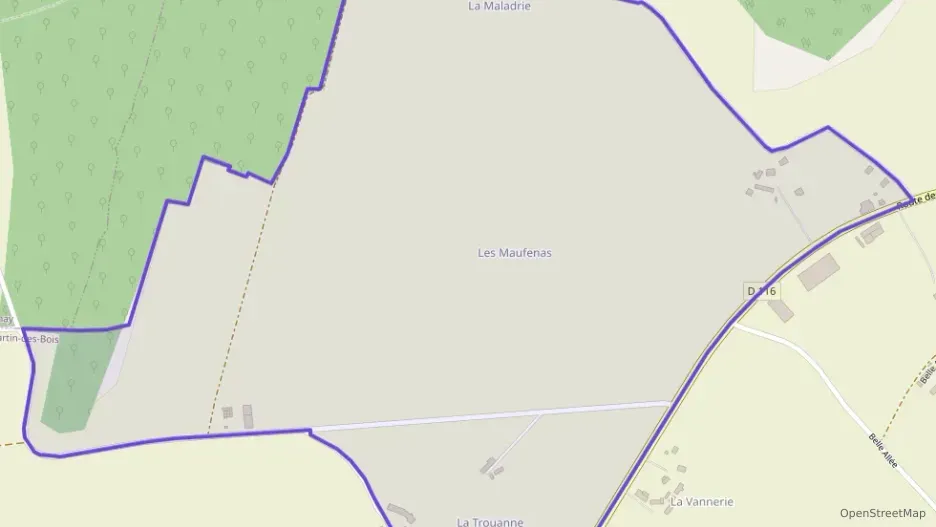 Maison 155 m² six pièces à vendre à Saint-Martin-des-Bois Maison 155 m² six pièces à vendre à Saint-Martin-des-Bois