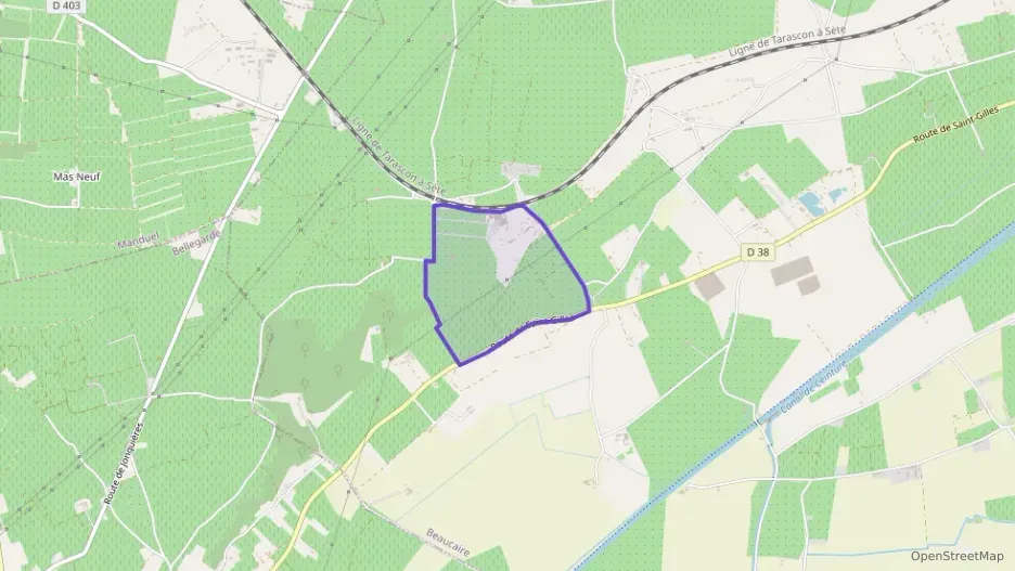 Appartement 98 m² quatre pièces à vendre à Beaucaire Appartement 98 m² quatre pièces à vendre à Beaucaire