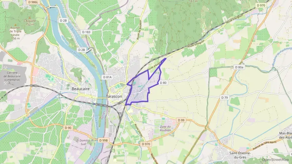 Appartement 79 m² quatre pièces à vendre à Tarascon Appartement 79 m² quatre pièces à vendre à Tarascon