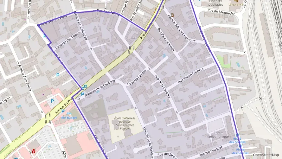 Appartement 94 m² quatre pièces à vendre à Cavaillon Appartement 94 m² quatre pièces à vendre à Cavaillon