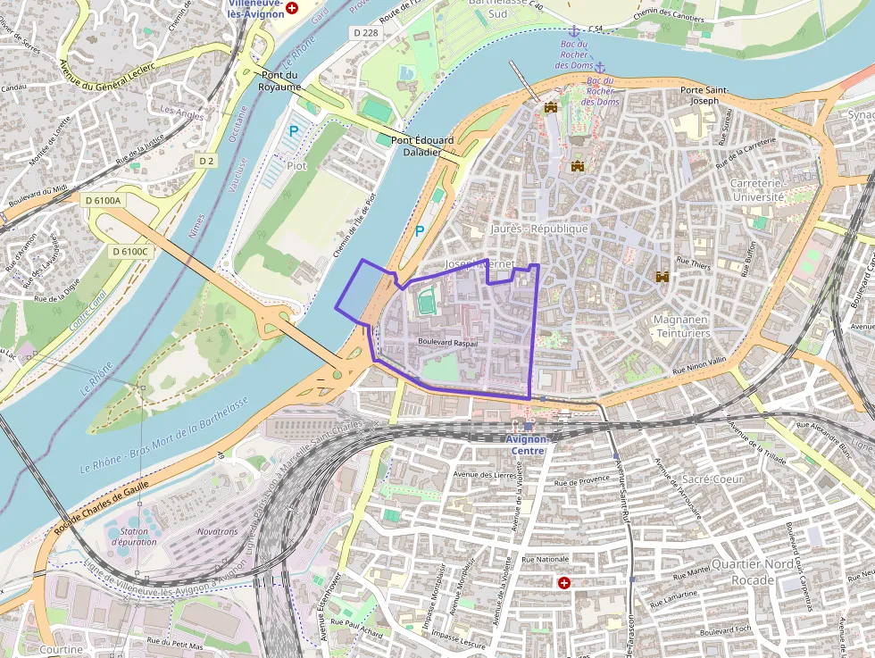 Appartement 97 m² quatre pièces à vendre à Avignon