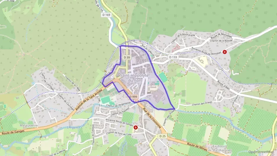 Appartement 110 m² cinq pièces à vendre à Saint-Hippolyte-du-Fort Appartement 110 m² cinq pièces à vendre à Saint-Hippolyte-du-Fort