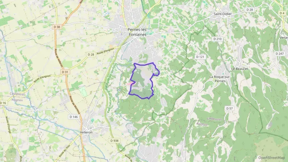 Appartement 130 m² quatre pièces à vendre à Pernes-les-Fontaines Appartement 130 m² quatre pièces à vendre à Pernes-les-Fontaines