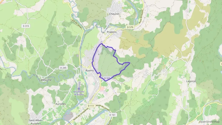 Appartement 65 m² trois pièces à vendre à Ruoms Appartement 65 m² trois pièces à vendre à Ruoms