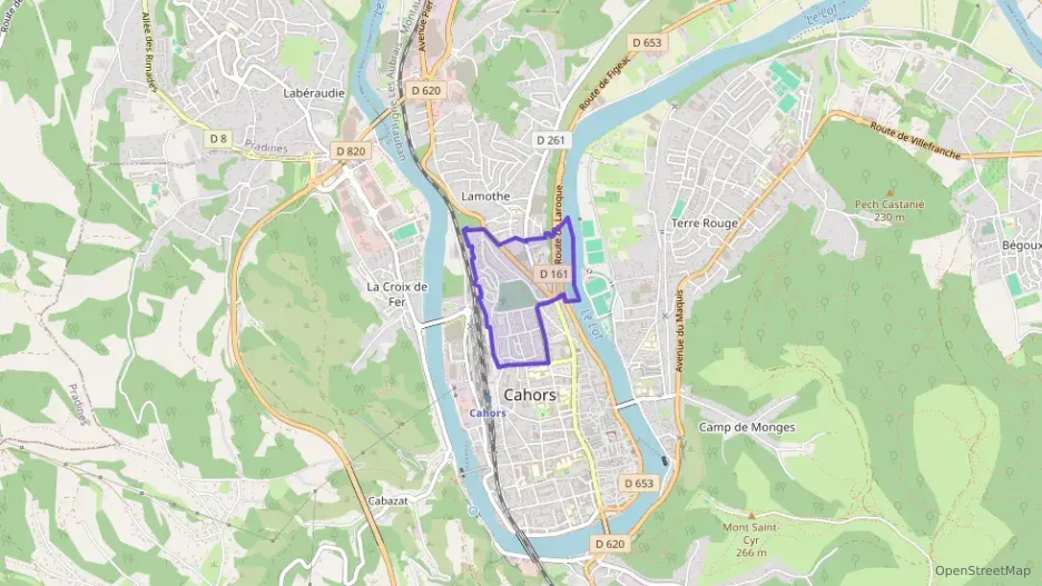 Appartement 86 m² quatre pièces à vendre à Cahors