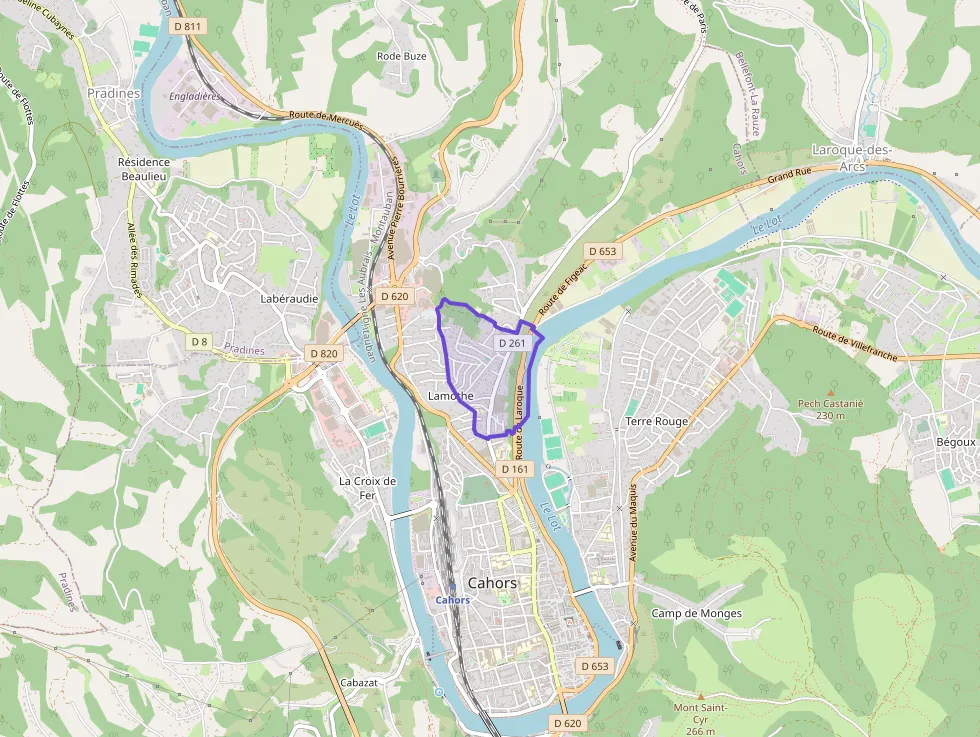 Appartement 109 m² quatre pièces à vendre à Cahors