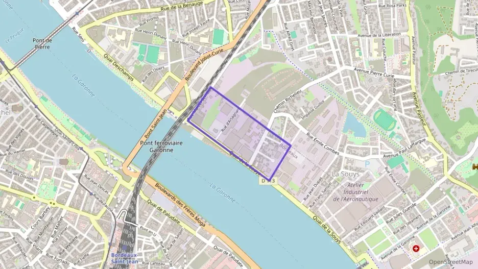 Appartement 100 m² trois pièces à vendre à Bordeaux Appartement 100 m² trois pièces à vendre à Bordeaux