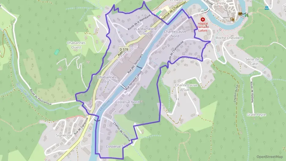 Appartement 60 m² quatre pièces à vendre à Le Cheylard Appartement 60 m² quatre pièces à vendre à Le Cheylard