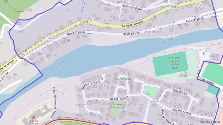 Appartement 124 m² quatre pièces à vendre à Le Cheylard Appartement 124 m² quatre pièces à vendre à Le Cheylard