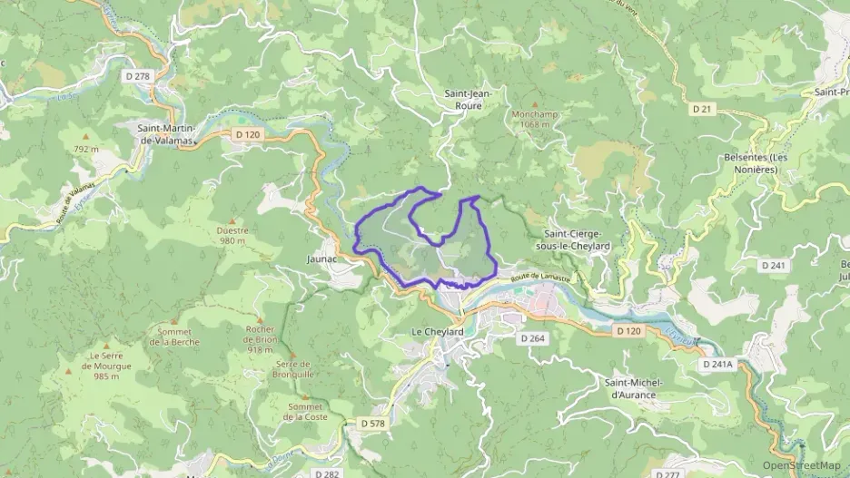 Appartement 68 m² trois pièces à vendre à Le Cheylard Appartement 68 m² trois pièces à vendre à Le Cheylard