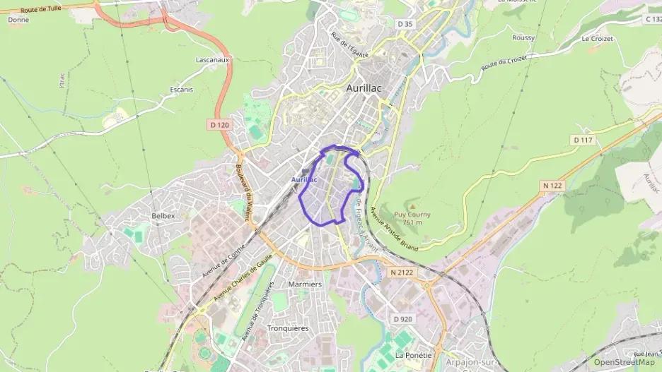 Appartement 78 m² cinq pièces à vendre à Aurillac Appartement 78 m² cinq pièces à vendre à Aurillac