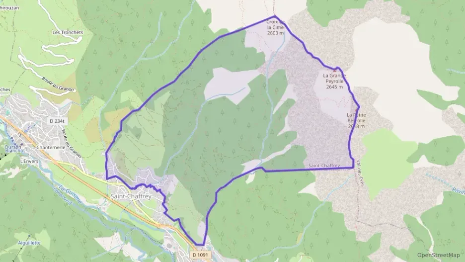 Appartement 109 m² cinq pièces à vendre à Saint-Chaffrey Appartement 109 m² cinq pièces à vendre à Saint-Chaffrey