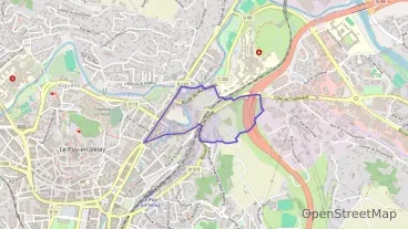 Appartement 82 m² quatre pièces à vendre à Le Puy-en-Velay Appartement 82 m² quatre pièces à vendre à Le Puy-en-Velay