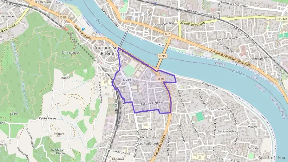 Appartement 99 m² quatre pièces à vendre à Tournon-sur-Rhône