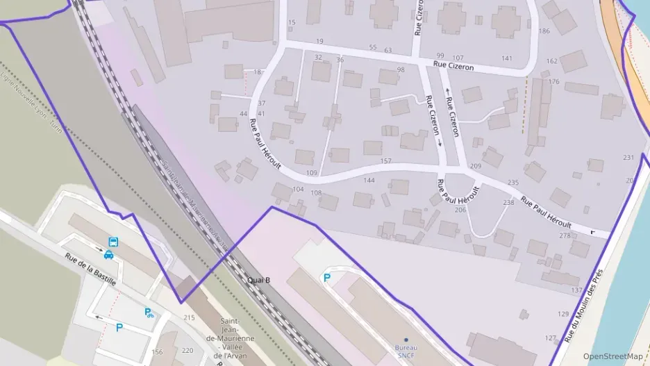 Appartement 72 m² trois pièces à vendre à Saint-Jean-de-Maurienne Appartement 72 m² trois pièces à vendre à Saint-Jean-de-Maurienne