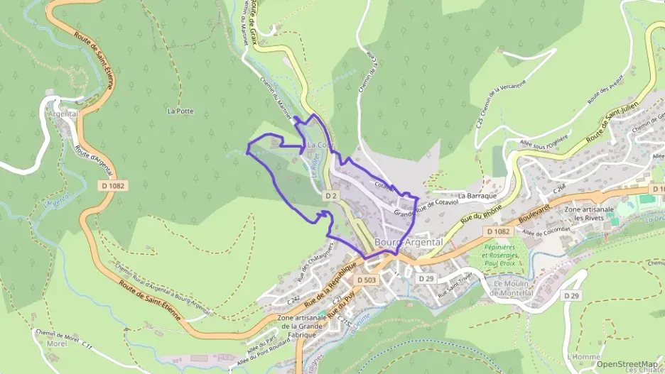 Appartement 104 m² quatre pièces à vendre à Bourg-Argental Appartement 104 m² quatre pièces à vendre à Bourg-Argental