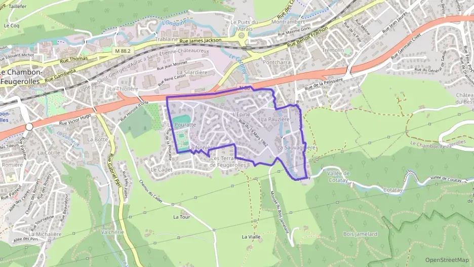 Appartement 80 m² deux pieces à vendre à Le Chambon-Feugerolles