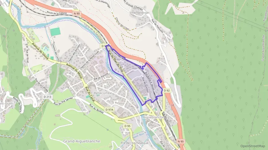 Appartement 68 m² quatre pièces à vendre à Grand-Aigueblanche Appartement 68 m² quatre pièces à vendre à Grand-Aigueblanche