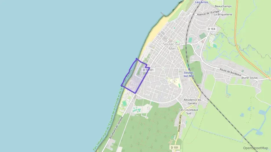 Appartement 115 m² trois pièces à vendre à Soulac-sur-Mer Appartement 115 m² trois pièces à vendre à Soulac-sur-Mer