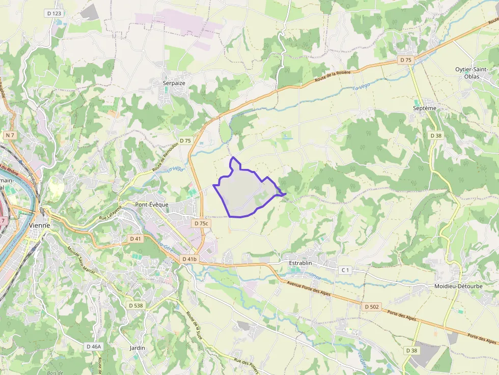 Appartement 85 m² trois pièces à vendre à Pont-Évêque