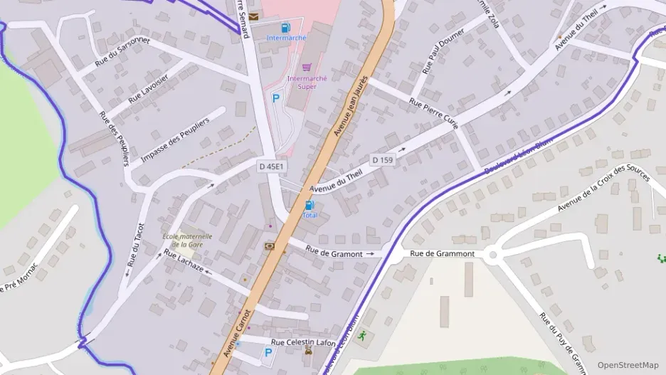 Appartement 63 m² trois pièces à vendre à Ussel Appartement 63 m² trois pièces à vendre à Ussel