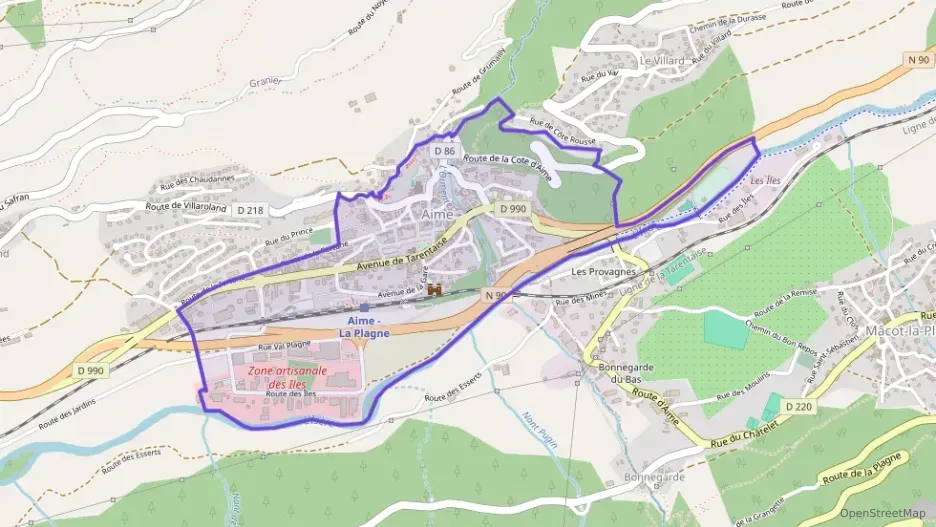 Appartement 79 m² trois pièces à vendre à Aime-la-Plagne Appartement 79 m² trois pièces à vendre à Aime-la-Plagne