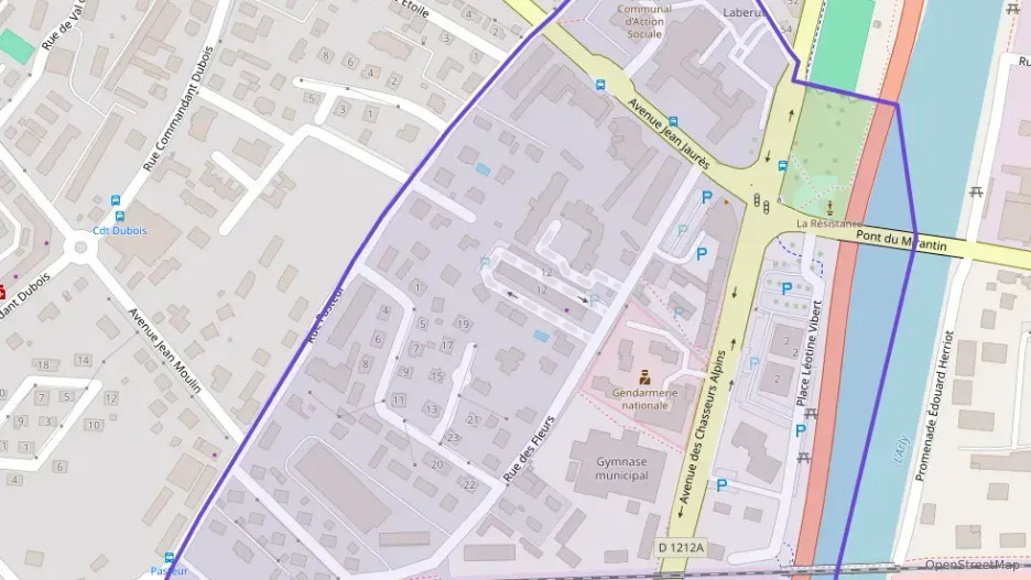 Appartement 87 m² cinq pièces à vendre à Albertville Appartement 87 m² cinq pièces à vendre à Albertville