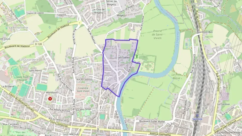 Appartement 125 m² quatre pièces à vendre à Saintes Appartement 125 m² quatre pièces à vendre à Saintes