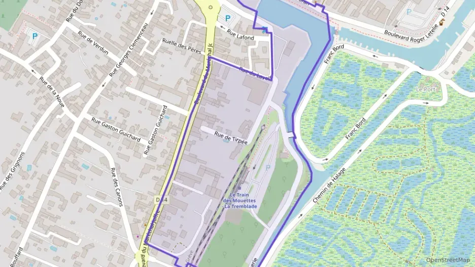 Appartement 82 m² quatre pièces à vendre à La Tremblade Appartement 82 m² quatre pièces à vendre à La Tremblade