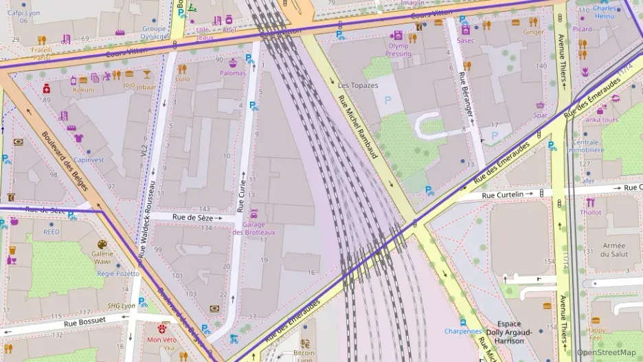 Appartement 81 m² quatre pièces à vendre à Lyon 6e Arrondissement Appartement 81 m² quatre pièces à vendre à Lyon 6e Arrondissement