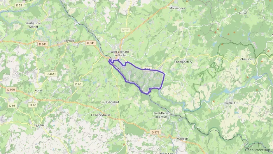 Appartement 50 m² trois pièces à vendre à Saint-Léonard-de-Noblat Appartement 50 m² trois pièces à vendre à Saint-Léonard-de-Noblat