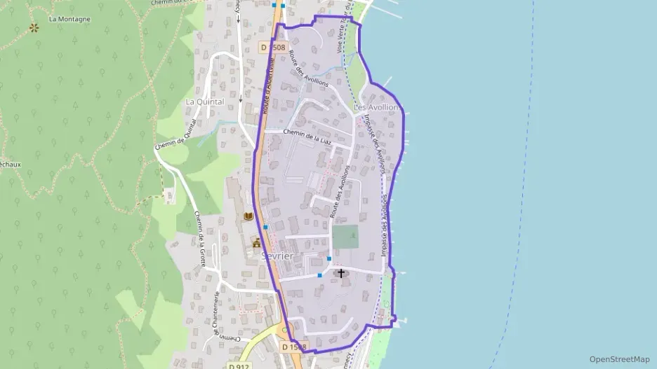 Appartement 108 m² cinq pièces à vendre à Sevrier Appartement 108 m² cinq pièces à vendre à Sevrier