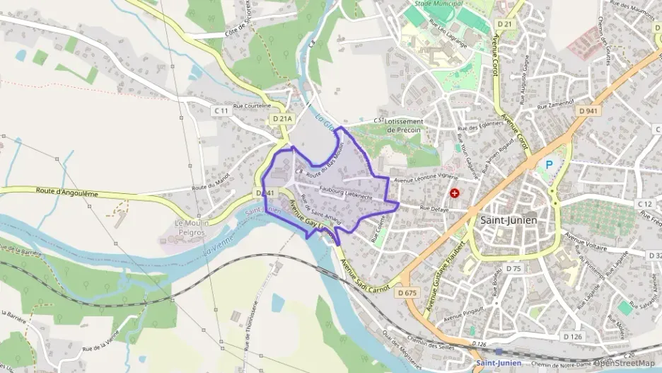 Appartement 70 m² trois pièces à vendre à Saint-Junien Appartement 70 m² trois pièces à vendre à Saint-Junien