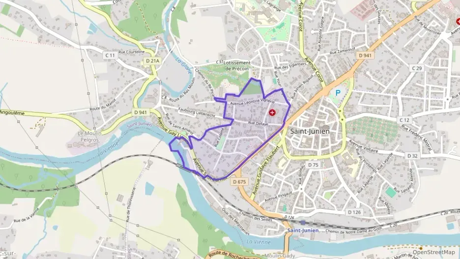 Appartement 90 m² trois pièces à vendre à Saint-Junien Appartement 90 m² trois pièces à vendre à Saint-Junien