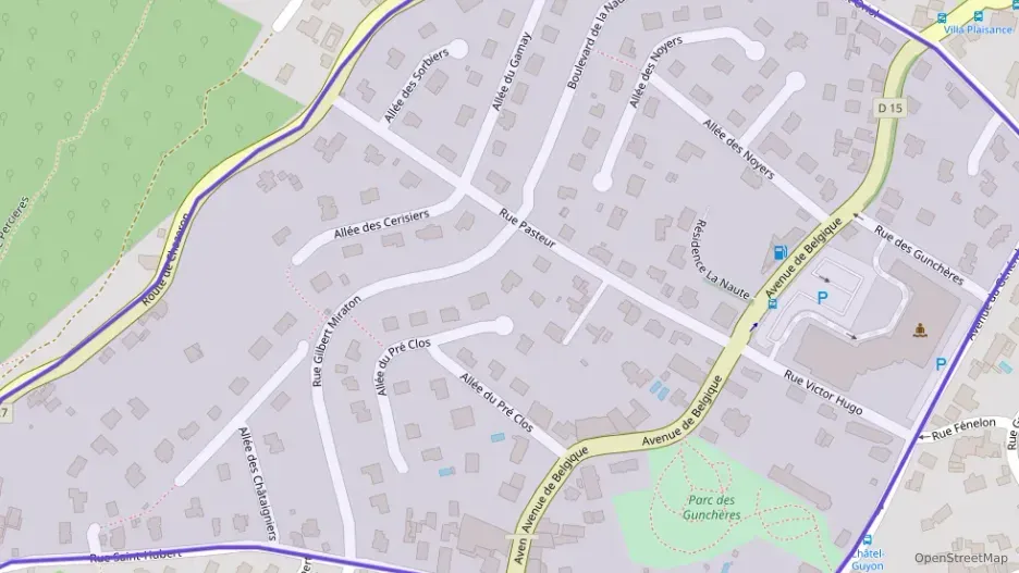 Appartement 136 m² quatre pièces à vendre à Châtel-Guyon Appartement 136 m² quatre pièces à vendre à Châtel-Guyon