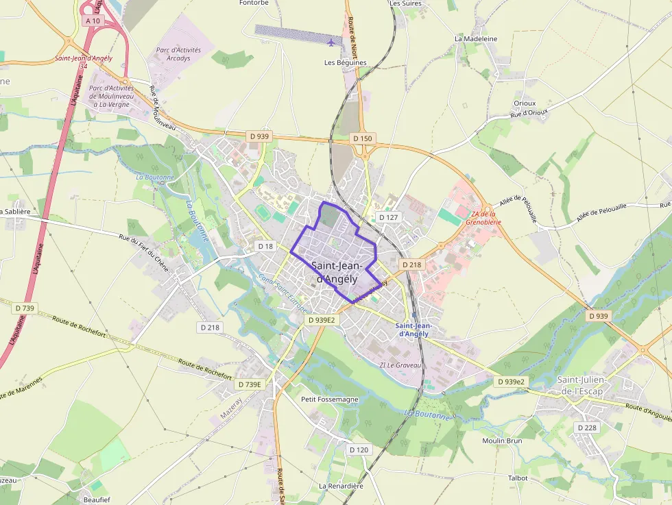 Appartement 43 m² trois pièces à vendre à Saint-Jean-d`Angély