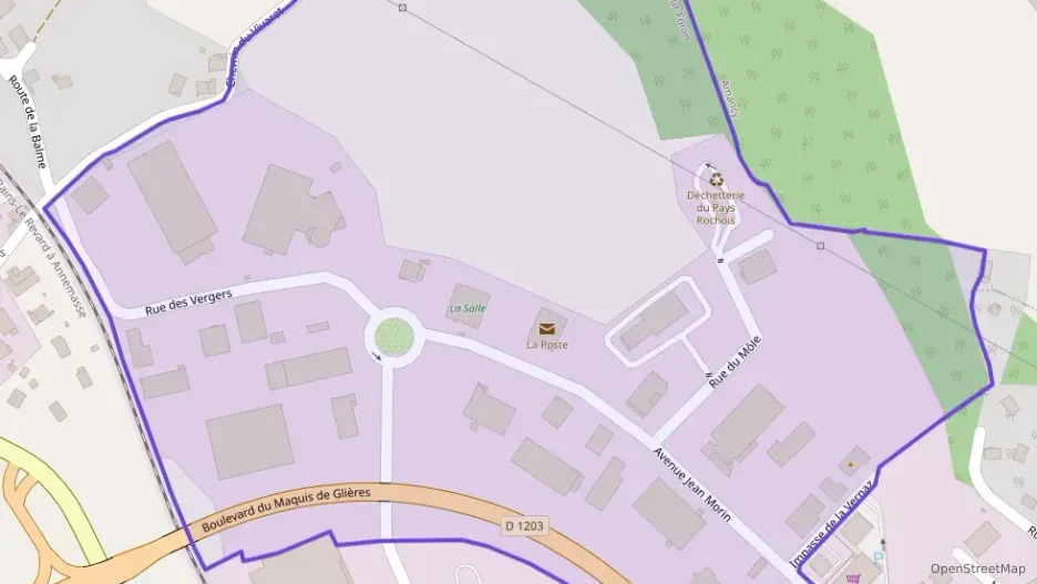 Appartement 114 m² quatre pièces à vendre à La Roche-sur-Foron Appartement 114 m² quatre pièces à vendre à La Roche-sur-Foron