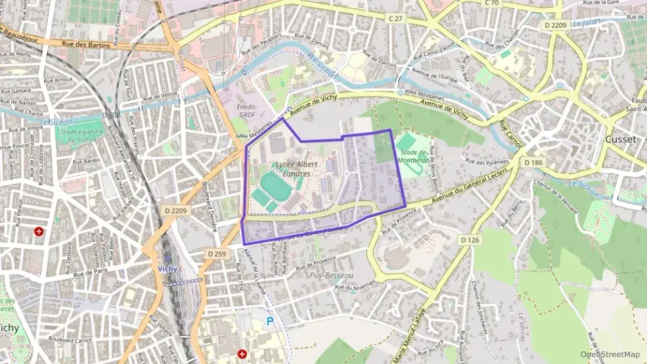 Appartement 100 m² cinq pièces à vendre à Cusset