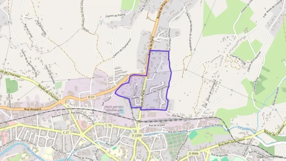 Appartement 164 m² cinq pièces à vendre à Cusset Appartement 164 m² cinq pièces à vendre à Cusset