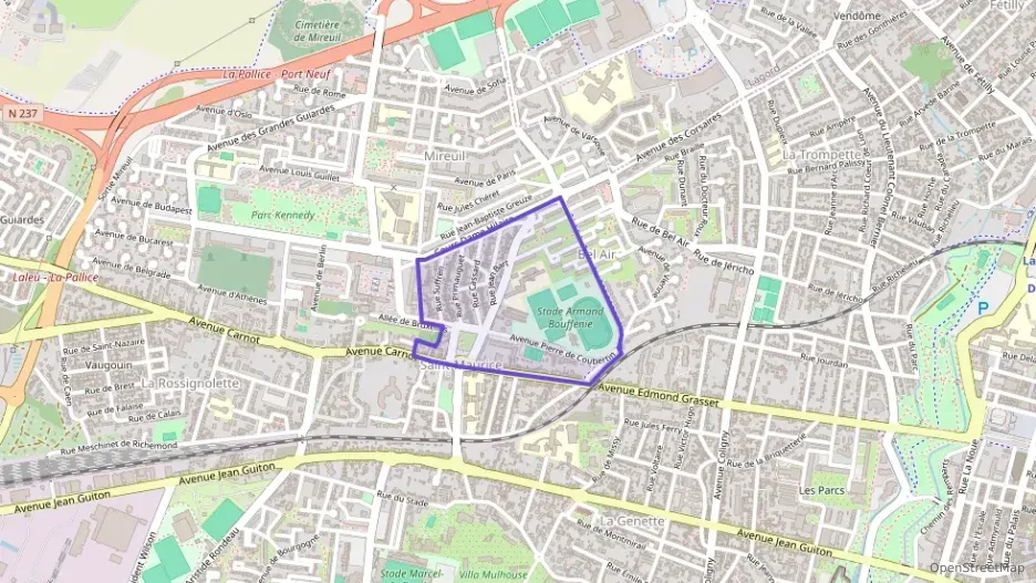 Appartement 90 m² cinq pièces à vendre à La Rochelle Appartement 90 m² cinq pièces à vendre à La Rochelle