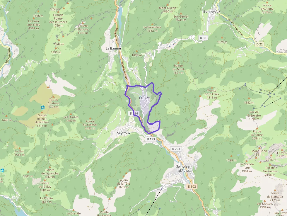 Appartement 70 m² quatre pièces à vendre à Le Biot