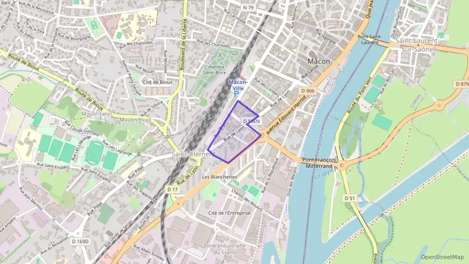 Appartement 100 m² quatre pièces à vendre à Mâcon Appartement 100 m² quatre pièces à vendre à Mâcon