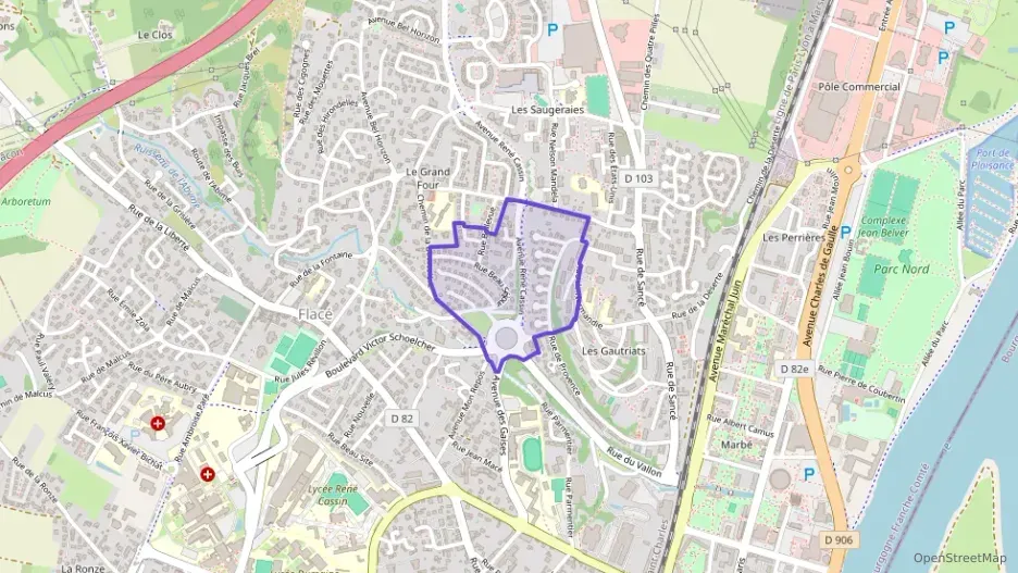 Appartement 108 m² cinq pièces à vendre à Mâcon Appartement 108 m² cinq pièces à vendre à Mâcon