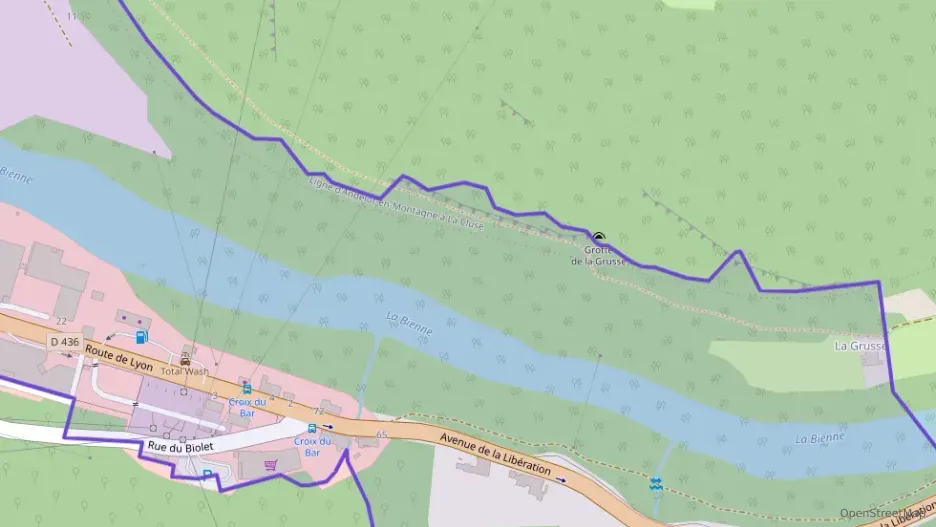 Appartement 90 m² quatre pièces à vendre à Saint-Claude Appartement 90 m² quatre pièces à vendre à Saint-Claude