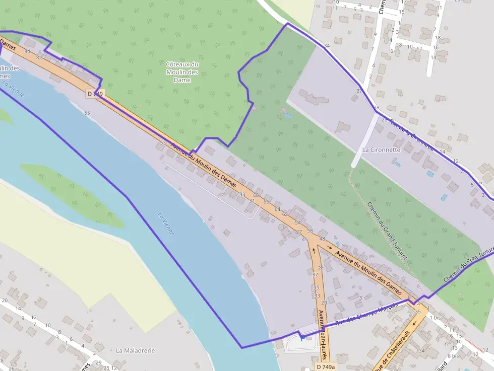 Appartement 90 m² quatre pièces à vendre à Chauvigny