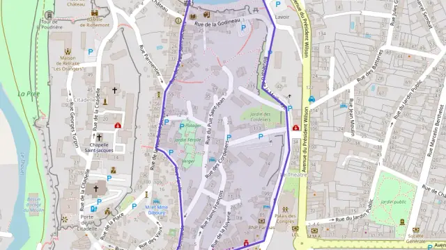 Appartement 76 m² quatre pièces à vendre à Parthenay