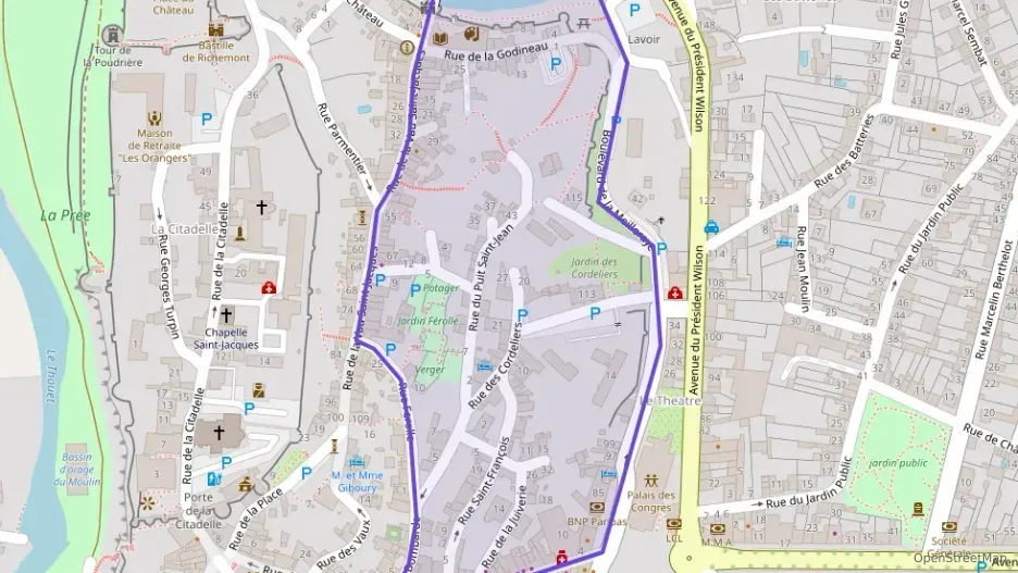 Appartement 112 m² quatre pièces à vendre à Parthenay