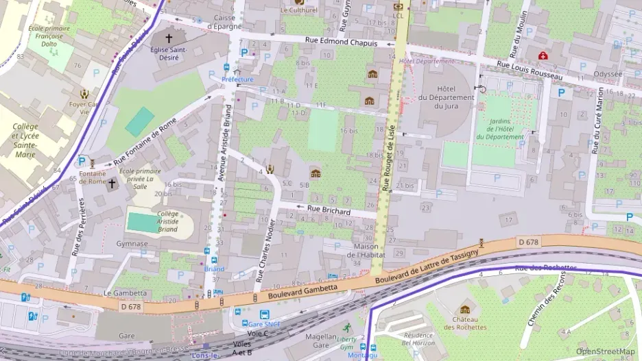 Appartement 164 m² cinq pièces à vendre à Lons-le-Saunier Appartement 164 m² cinq pièces à vendre à Lons-le-Saunier